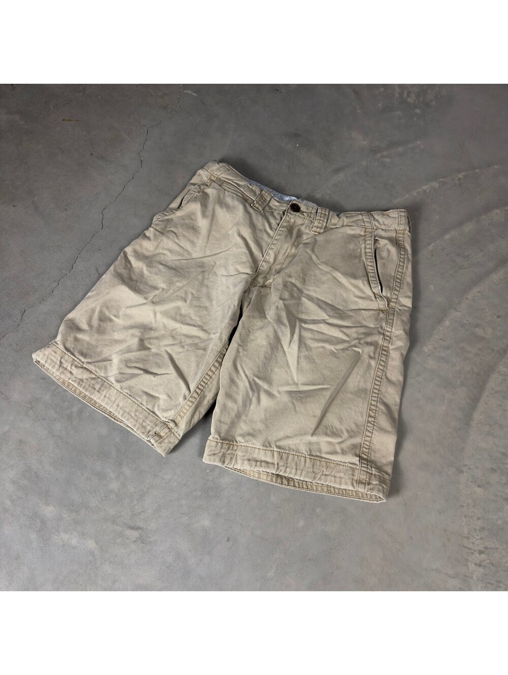 Aeropostale Flat Front Khaki Shorts Mens 33 Tan Baggy Preppy
